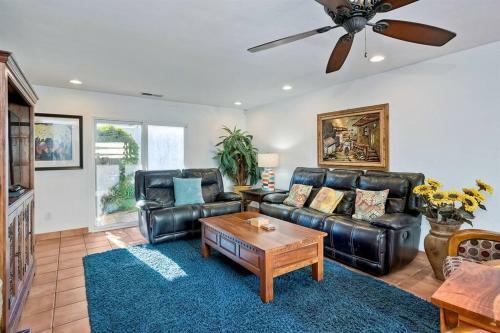 Great Group Retreat! Hacienda Decor, Spacious Floor Plan, Private Backyard