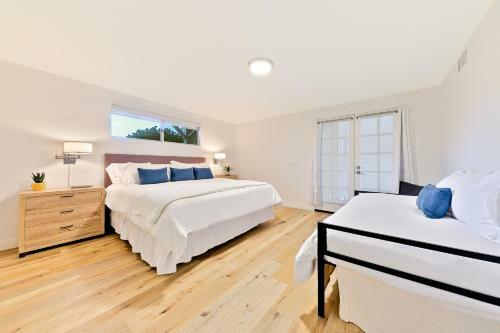 Carlsbad Village Haven Family Duplex