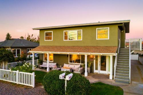 Carlsbad Village Haven Family Duplex