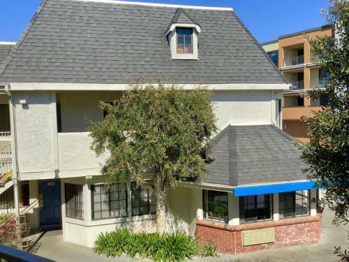 Hotel Carlsbad Village Inn