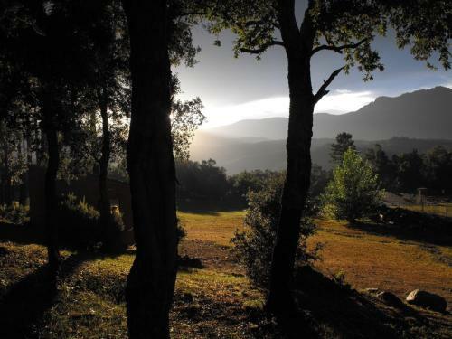 Camping Ma�anet De Cabrenys