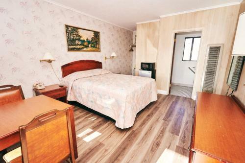 Hotel 7 Inn