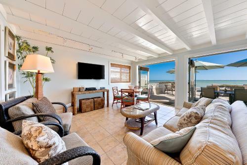 Tommy Bahama Beach