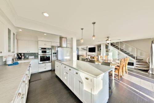 Capo Beach Jacuzzi & Beachfront Beauty