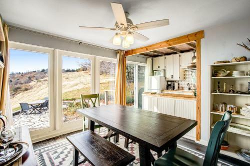 Private Mountain-top Cabin