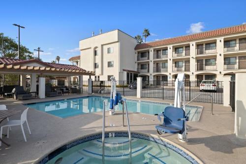 Hotel Huntington
