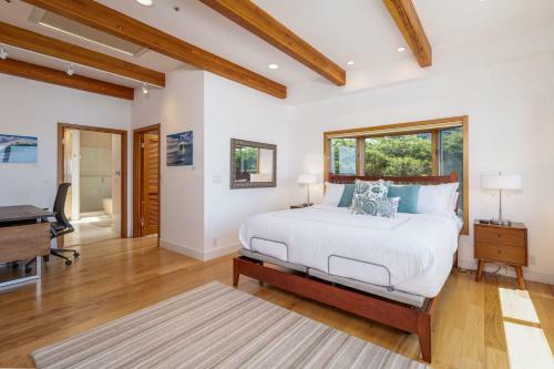 Luxury Beachfront Penthouse Walk To The Beach Restaurants Entertainment