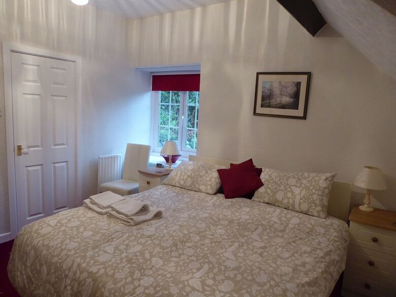 Bed & Breakfast Glyntwrog House