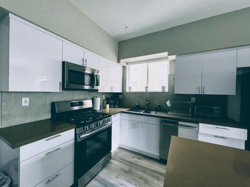 Comfortable 4br Town House Close To Dt