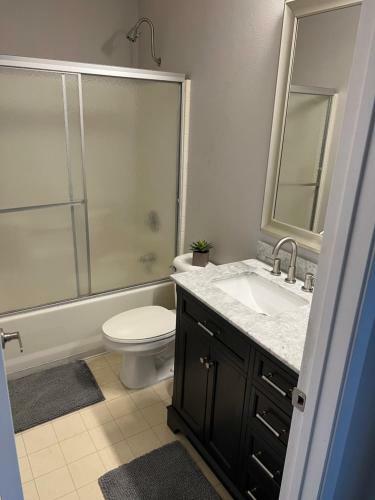 Peaceful 2br Condo - Great Spring Time Getaway!