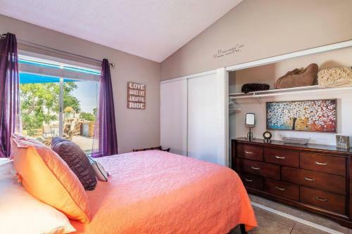 Joshua Tree Village House