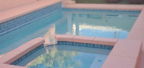 Casa La Quinta! 31 Day Minimum (No Pets Allowed)