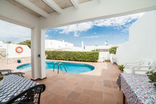 Bonito Chalet Con Piscina Privada Cerca de La Playa
