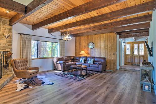 Golf Course Lake Arrowhead House With Fire Pit!