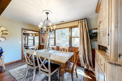 Lake Arrowhead Loungin'