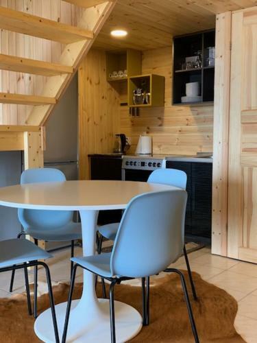 Lodge Small Vinter Summer House
