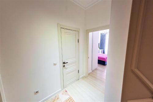 Apartamento ?????? ? ???????? ????????? Apple City ? ???-??????, ?????????