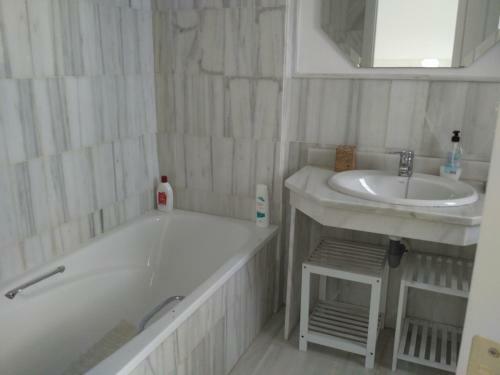 Urbanizaci�n Hoyo 4
