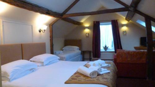 Hotel Crown Inn