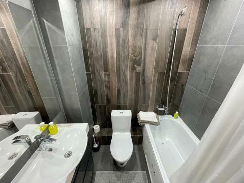 Apartamento ????????????? 56 ?????? 1-???? ???????? ? ??????