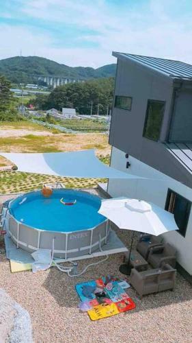 Stay Hill Pension
