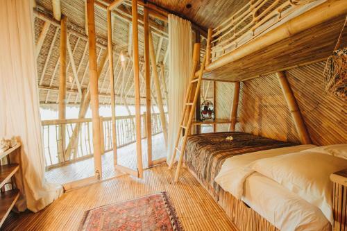 Villa Tower House - 4 Bds Eco Bamboo House, River View