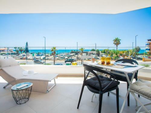 Apartment Sealine
