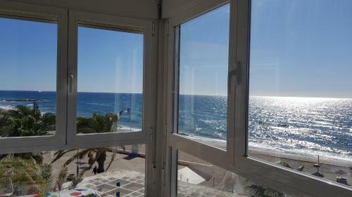 Apartamento Beachfront 82