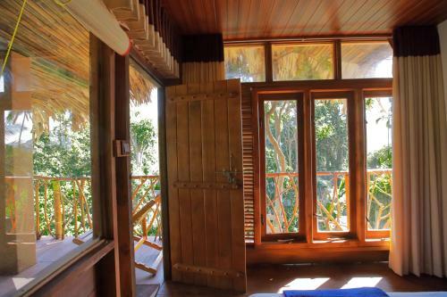 Bed & Breakfast The Winsome & Tree House