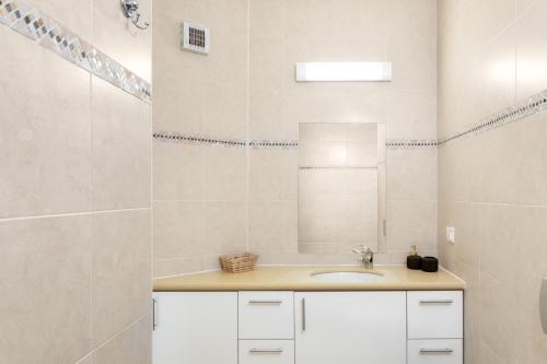 Apartamento Luxor ???? ????? ??????? ????? 70 ??? ?? 2 ?????? ??? ???,550 ??? ???? ????? ??????? ???????
