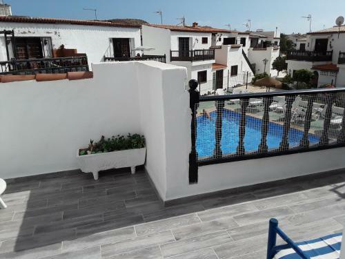 Modern Bright Apartment In Chayofita