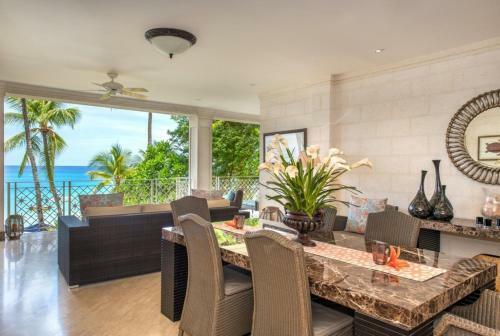 3 Bed Beachfront Villa