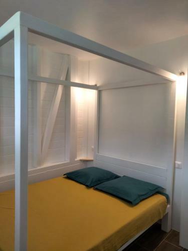 Maison Cr�ole En Bois Avec Jacuzzi