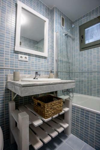 Apartamento Monta�as