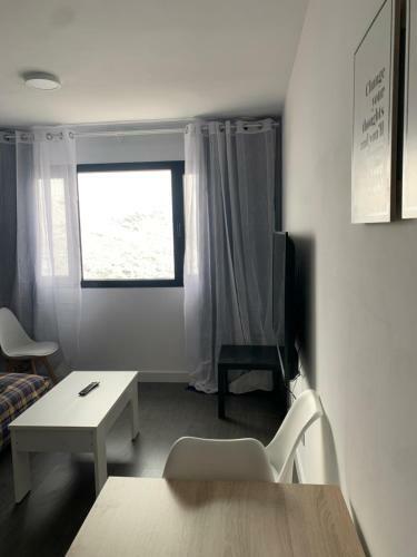 Apartamento En Edificio Monte Oiz 2 E Con Parking