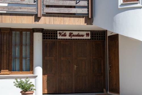Hostal Vila Epidami 99