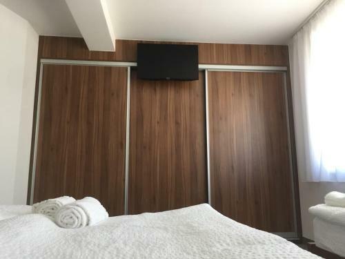 Motel Fejzi?