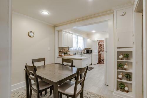 Haute On Hannon- Midtown Cottage!