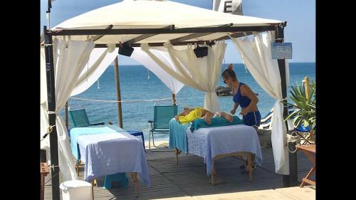 Mi Capricho C16 Beachfront Apartment