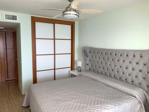 Apartament Aguamarina On The Beach Front