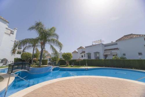 Modern, Totally Reformed Apartment With Views