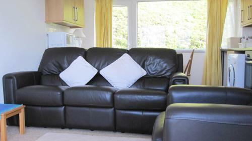 Freshwater Bay Holiday Cottages
