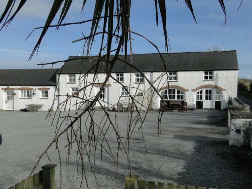Bed & Breakfast East Trewent Farm