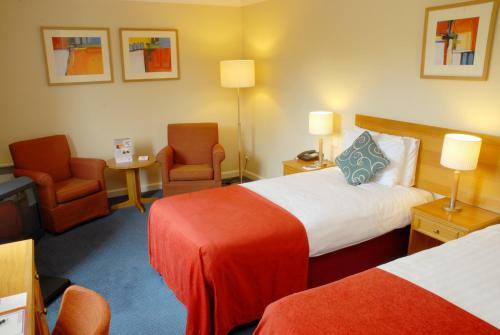Oxford Witney Four Pillars Hotel