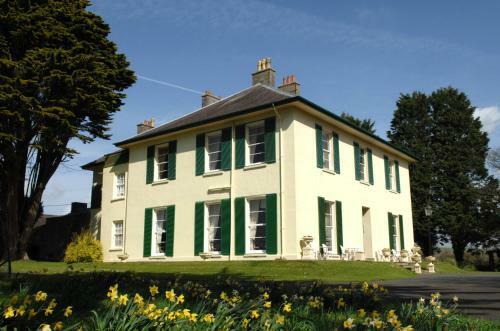 Hostal Elm Grove Country House