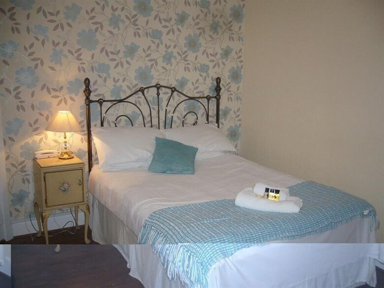 The George Hotel