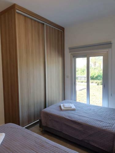 X.d Paisiou Villa