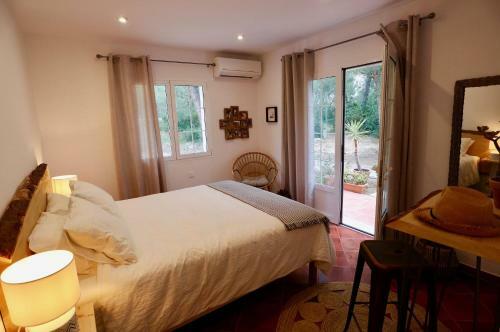 Hostal La Casa Menorca