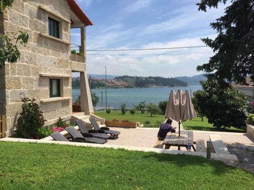 Amplia Casa Junto Al Mar Con Jacuzzi