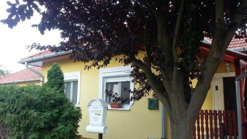 Hostal Juli Vend�gh�z